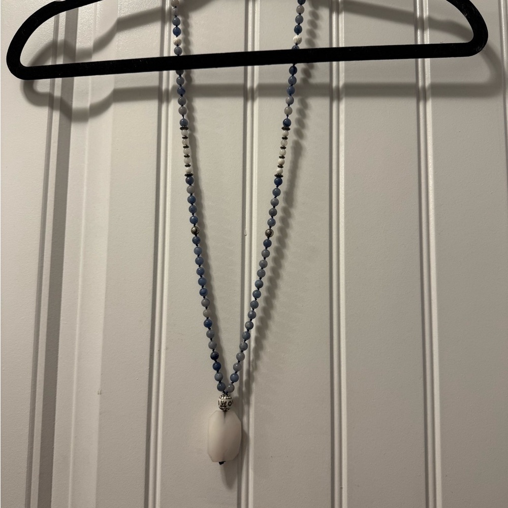 Elegant Blue and White Mala Beaded Necklace